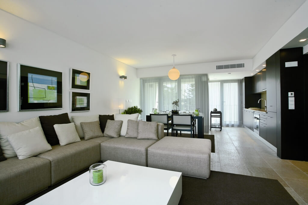 Apartamento Turístico na Marina Troia Real Estate